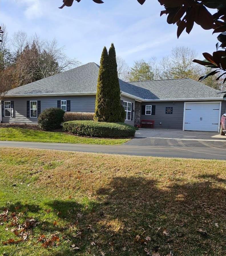 Long View Cir, Hiawassee, GA 30546