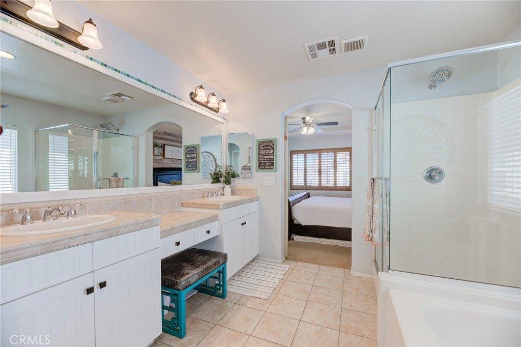 Everett Way, Temecula, CA 92591