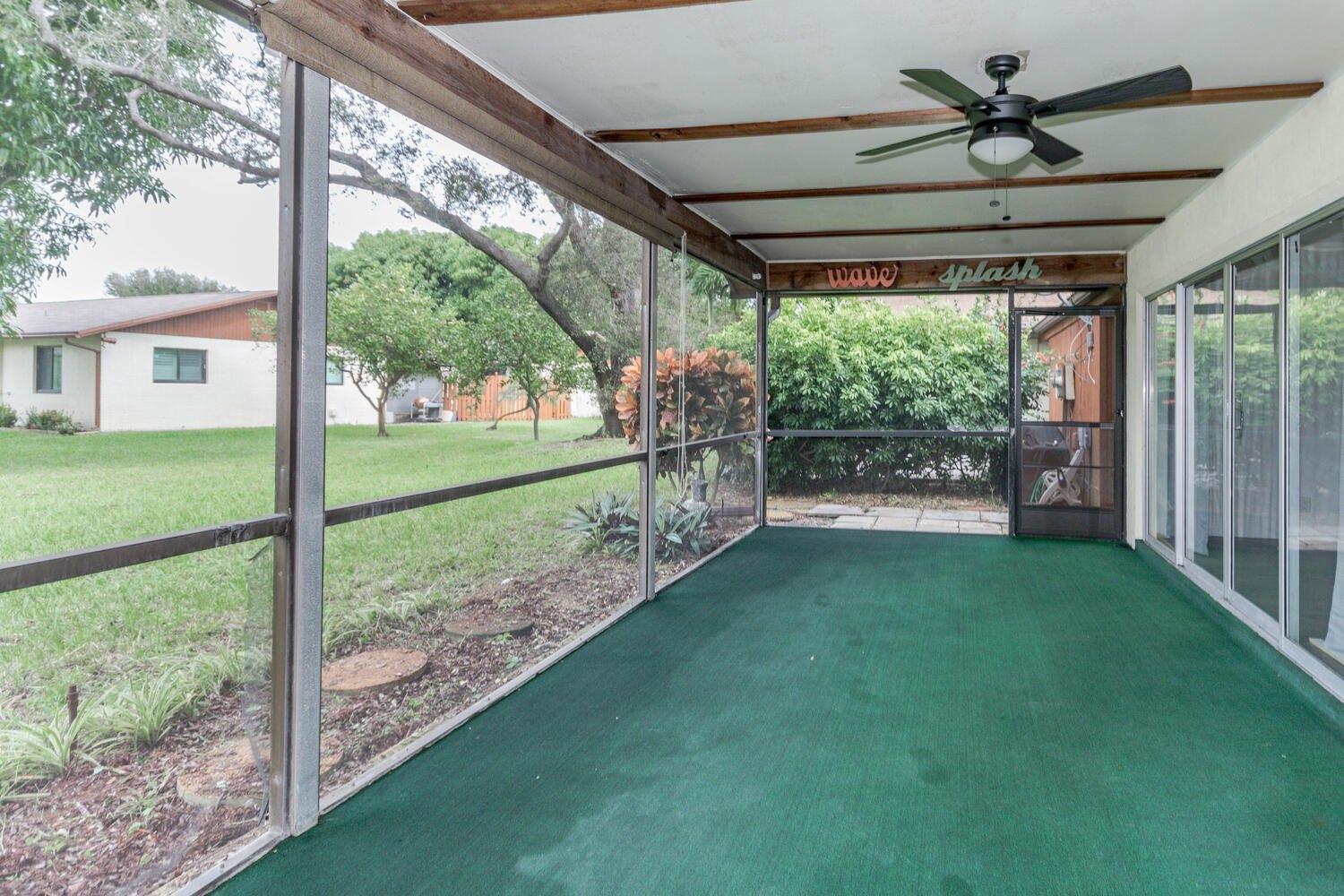 Se 28th Ave, Boynton Beach, FL 33435