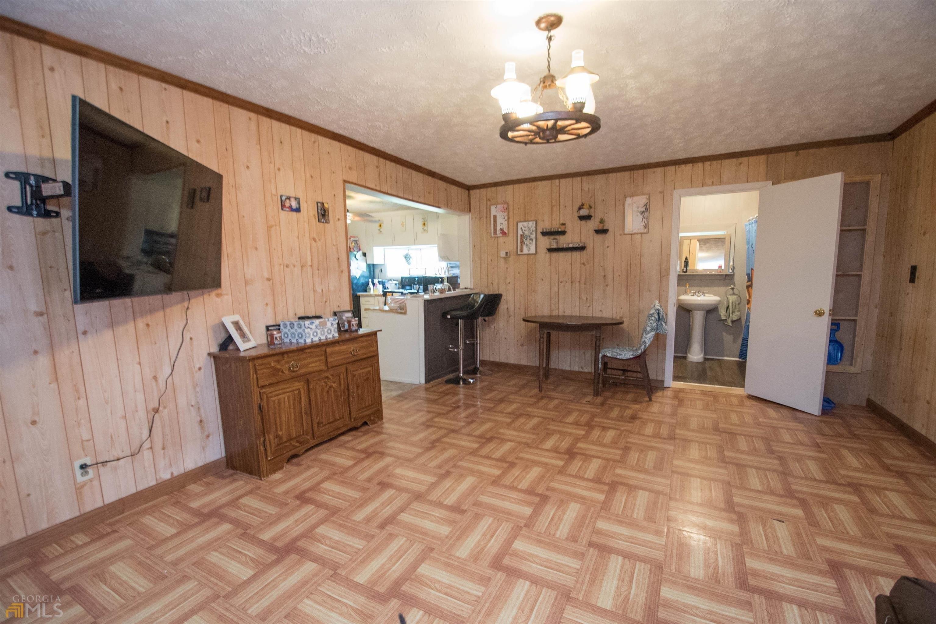 Fling Rd, Lagrange, GA 30240