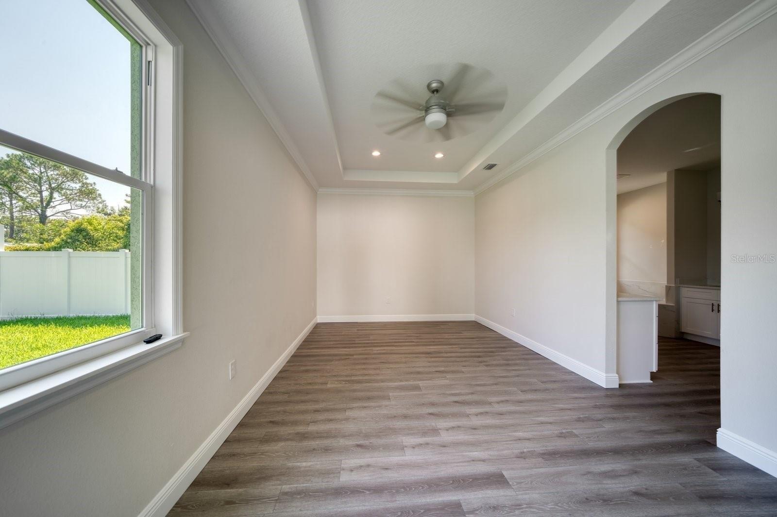 Leonard Rd, Lutz, FL 33558