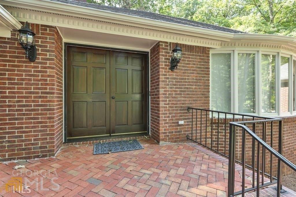 Birkdale Dr, Fayetteville, GA 30215