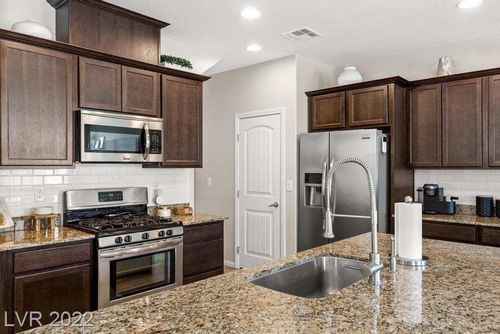 Blue Agate St, Las Vegas, NV 89178