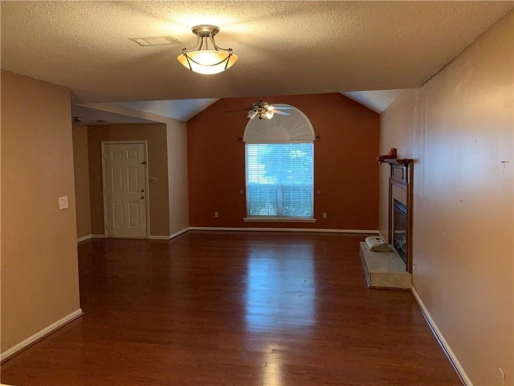 Westcliff Cir, Warner Robins, GA 31093
