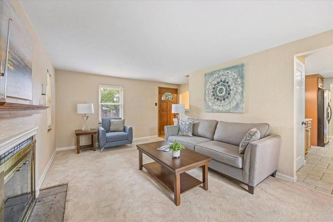 Cambridge Rd, Bethel Park, PA 15102
