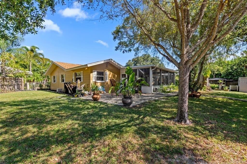 Brentwood Dr, Clearwater, FL 33764