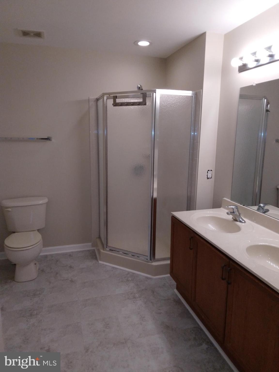 Brentwood St, Martinsburg, WV 25404