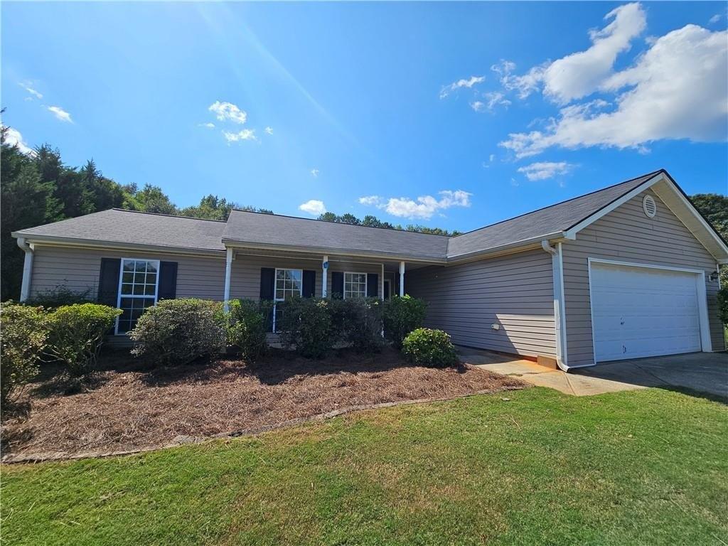 Vera Ct, Winder, GA 30680