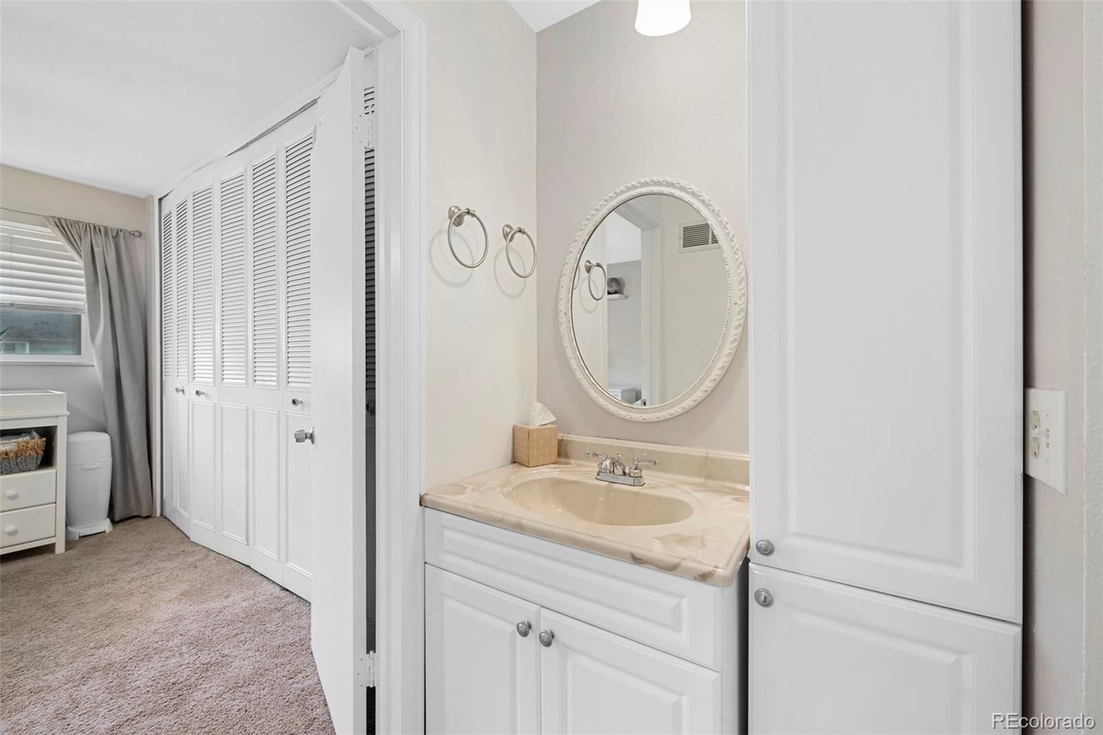 S Monaco Street Pkwy, Denver, CO 80224