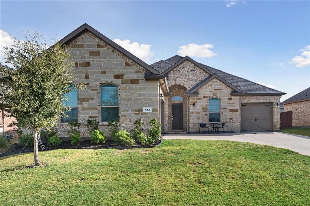 Bailey Ln, Mansfield, TX 76063