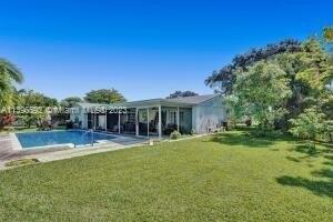 Rose Marie Cir, Boynton Beach, FL 33472