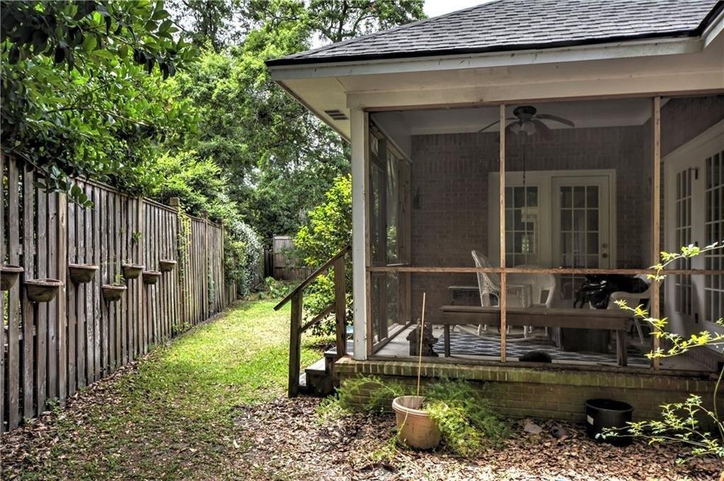 Hillcrest Ct, Saint Simons Island, GA 31522