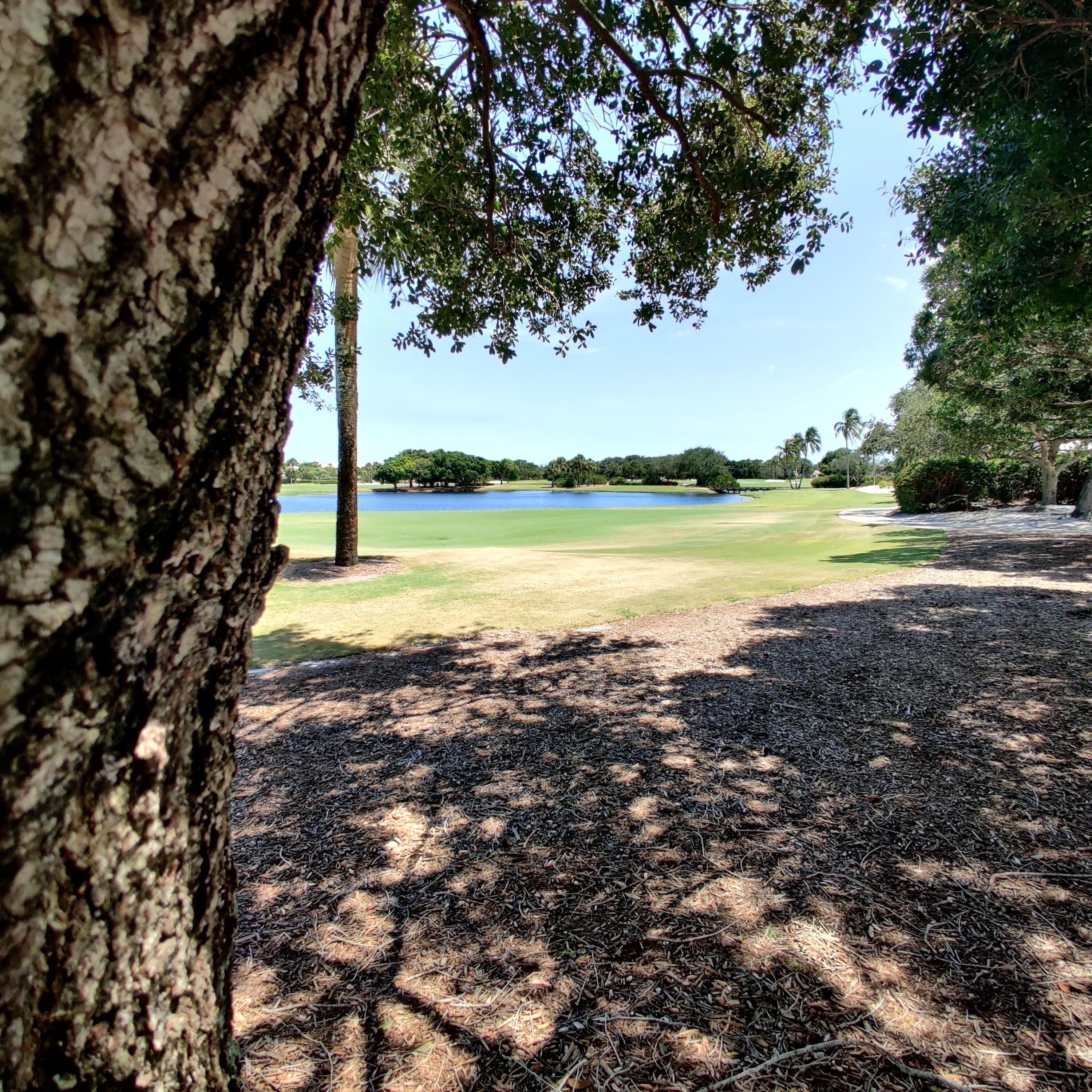 Saratoga Bay Dr, West Palm Beach, FL 33409