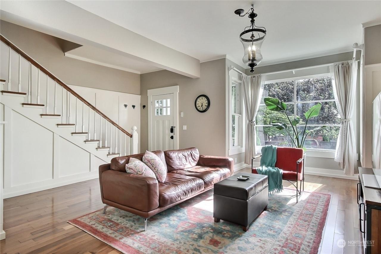 N 7th St, Tacoma, WA 98403