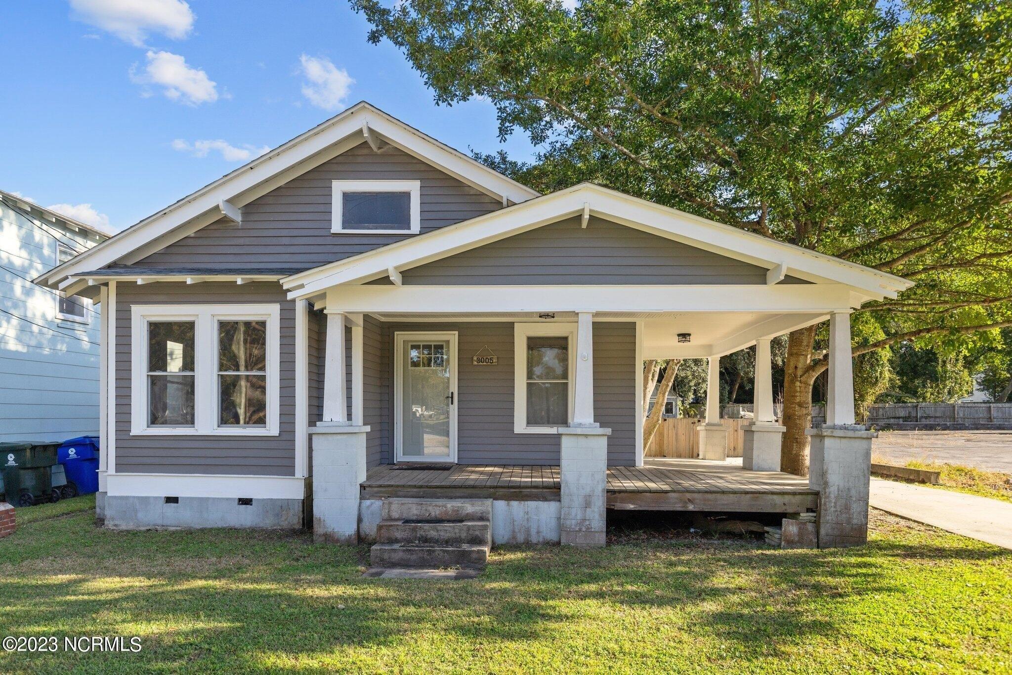 Market St, Newport, NC 28570