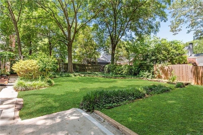Spring Valley Ln Ne, Atlanta, GA 30306