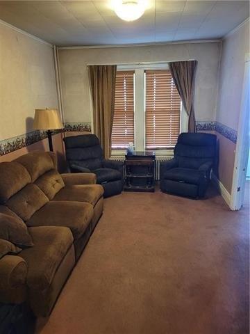 W Cedar St, Allentown, PA 18102