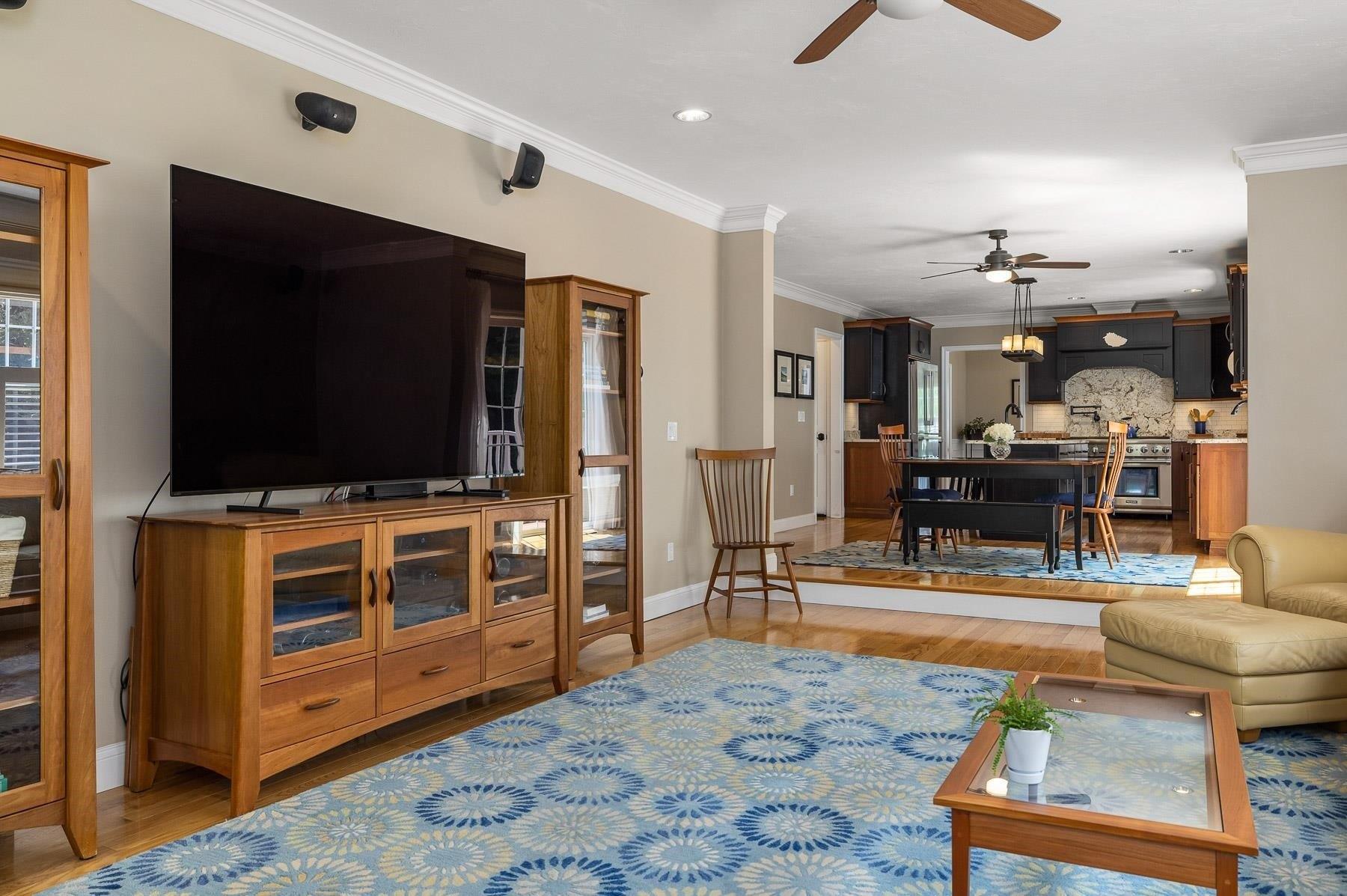 Chisholm Farm Dr, Stratham, NH 03885