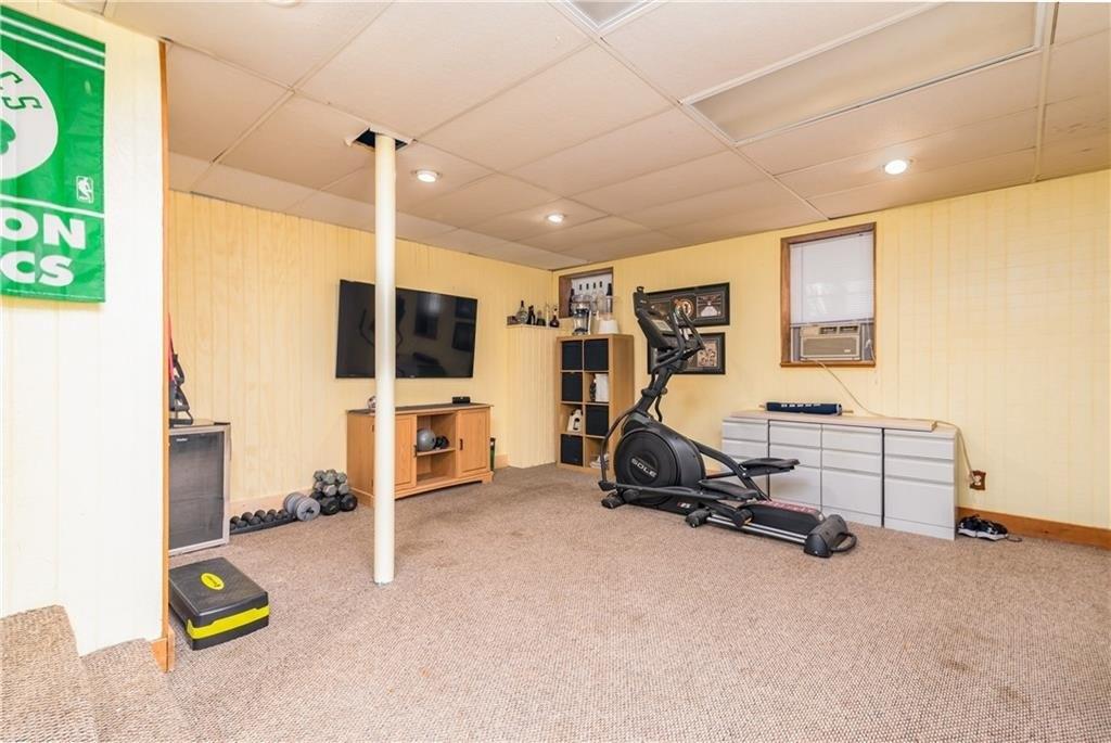 Sunset Ave, West Warwick, RI 02893