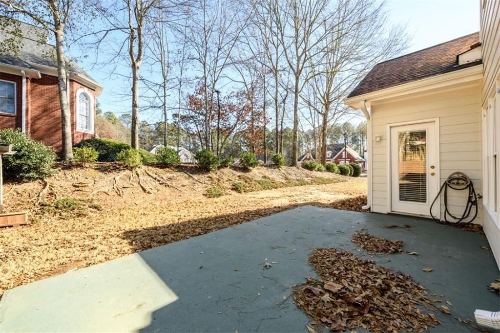 Templeton Ln, Loganville, GA 30052