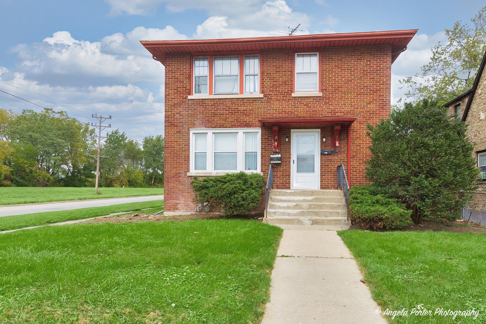 W Pacific Ave, Waukegan, IL 60085