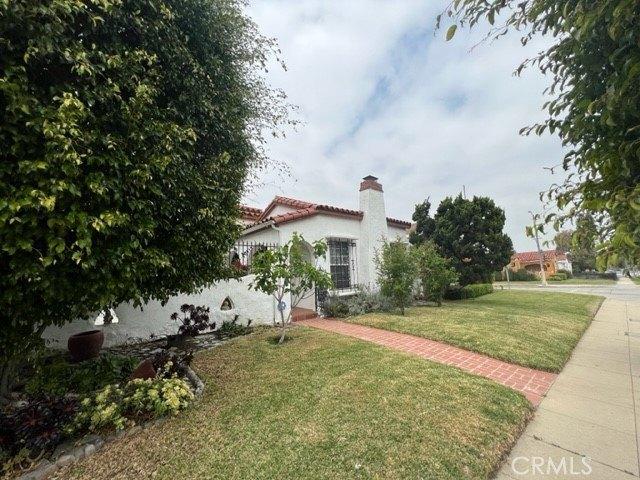 8th Ave, Los Angeles, CA 90043