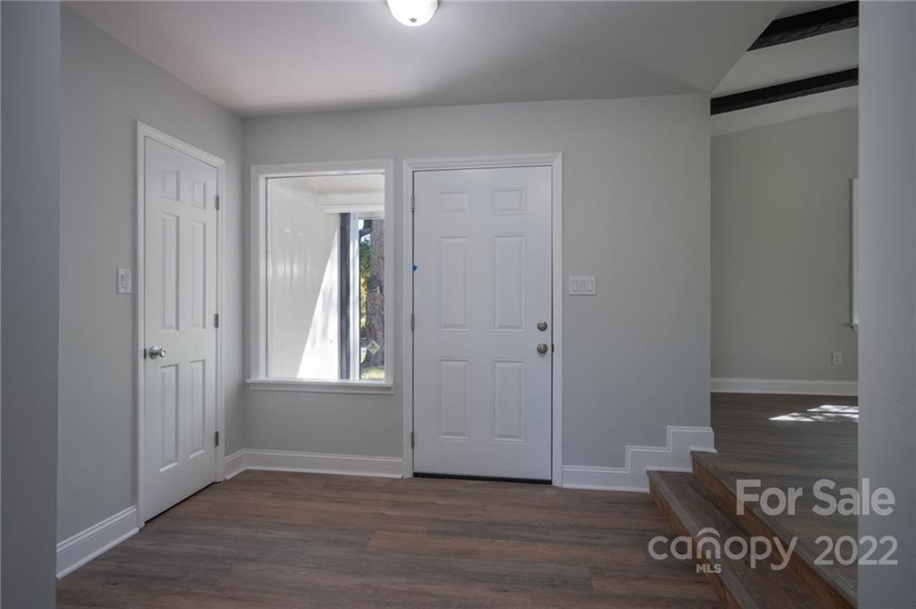 Sullins Rd, Charlotte, NC 28214
