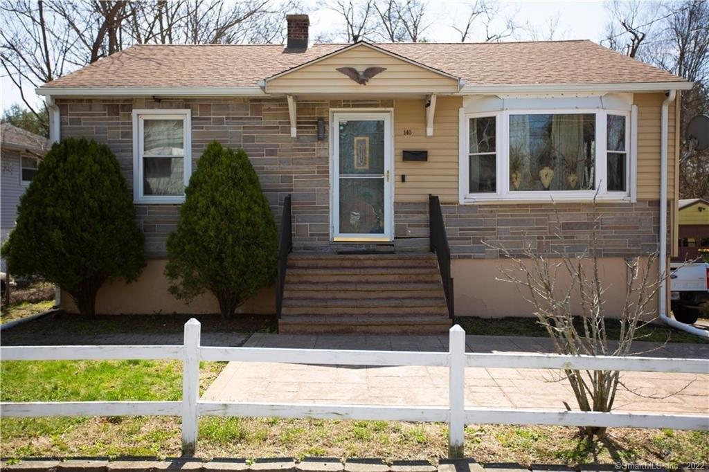 Edgewood Ave, Waterbury, CT 06706