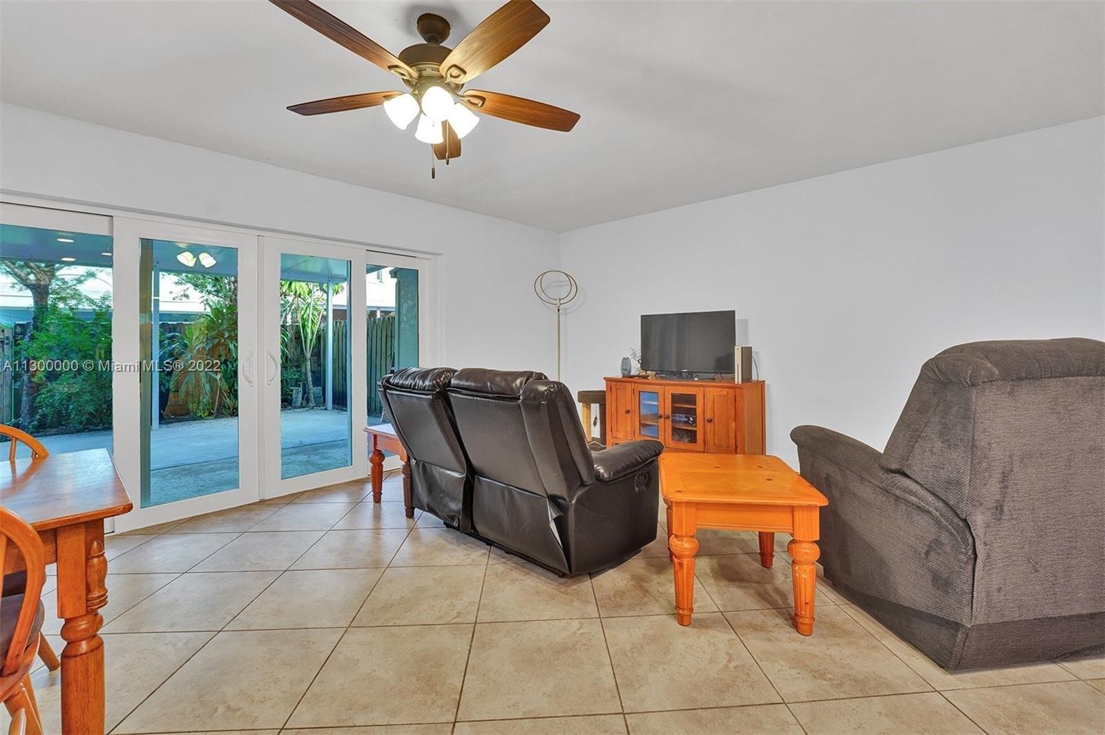 W 2nd Ln, Hialeah, FL 33014