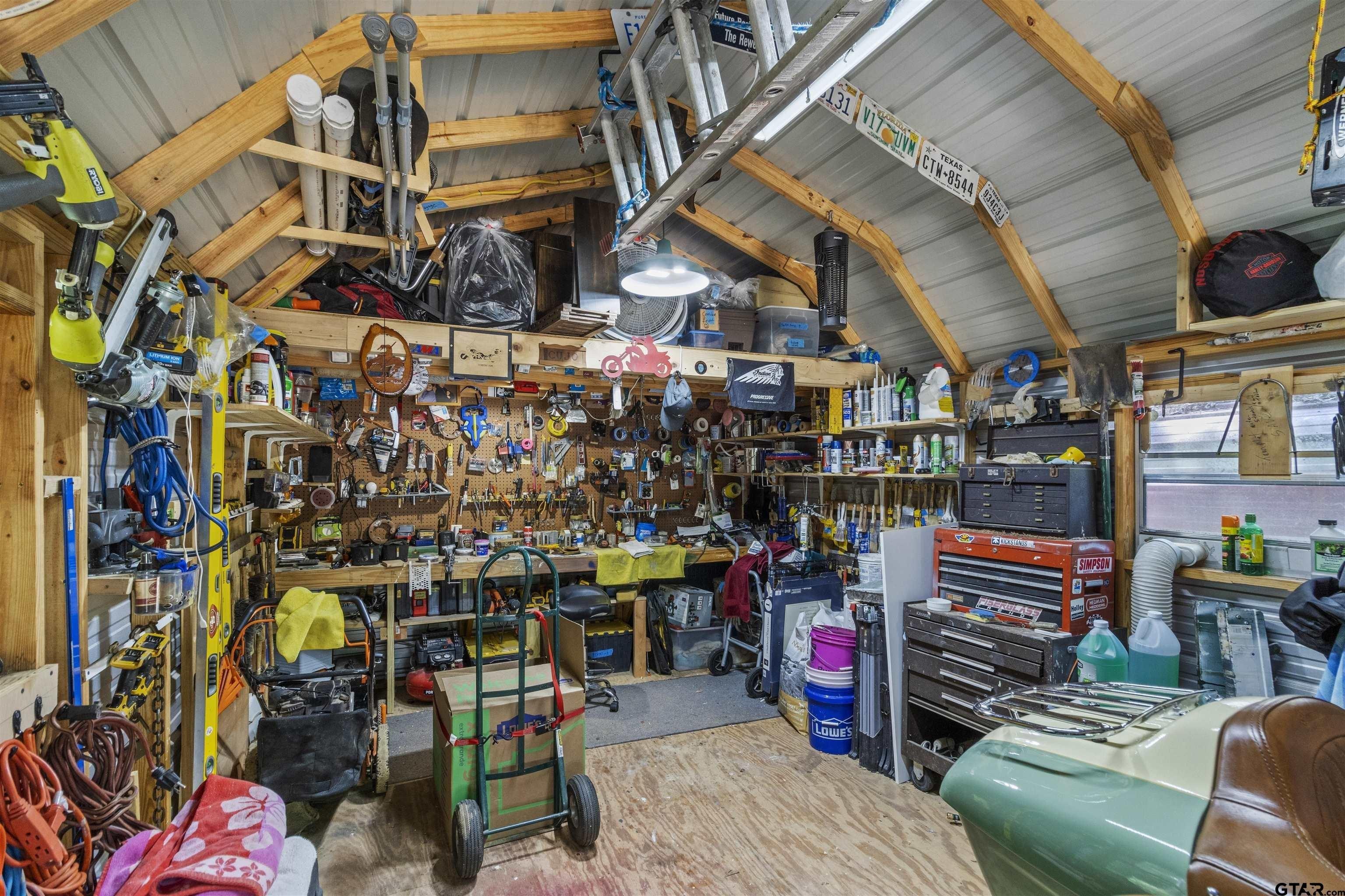 County Road 447 W, Laneville, TX 75667