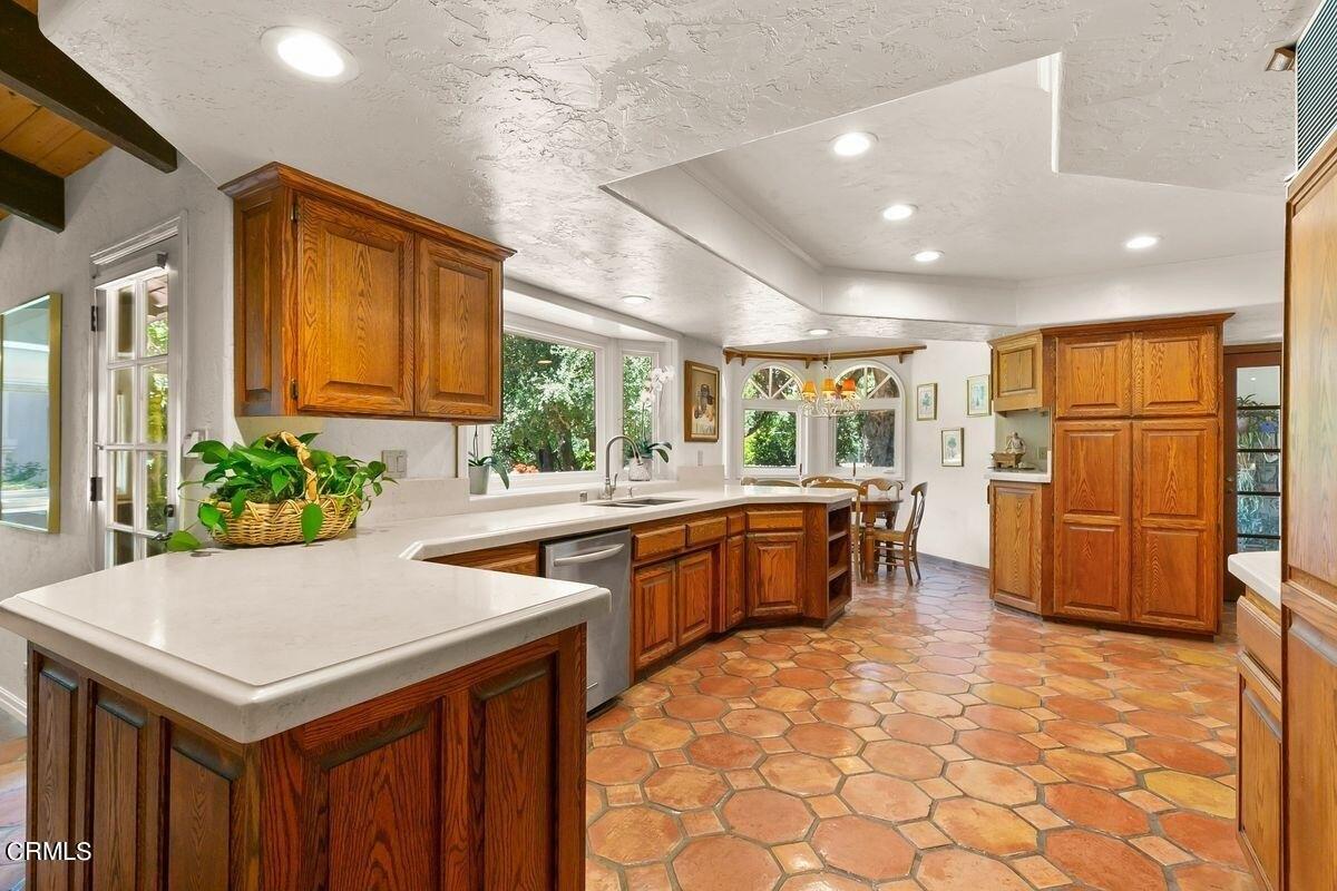 Macdonald Dr, Ojai, CA 93023