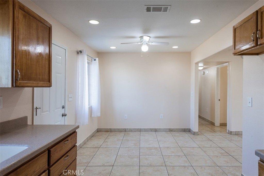 Joshua Ave, Boron, CA 93516