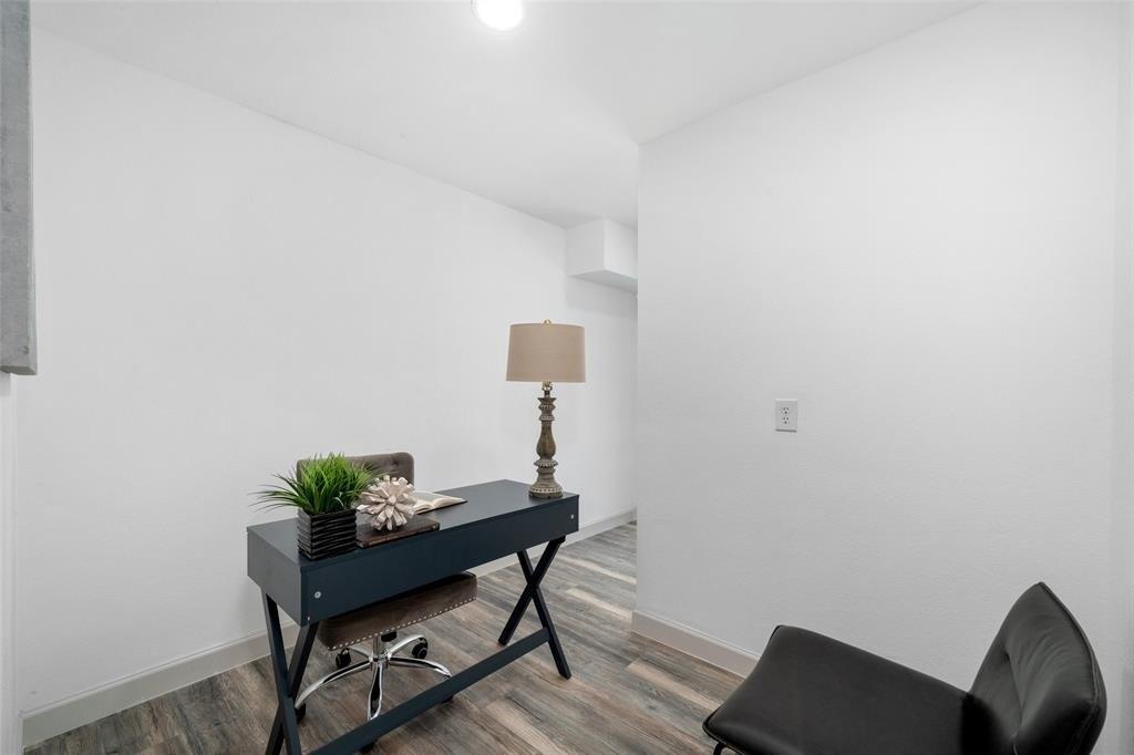 Deep Valley Dr, Dallas, TX 75244
