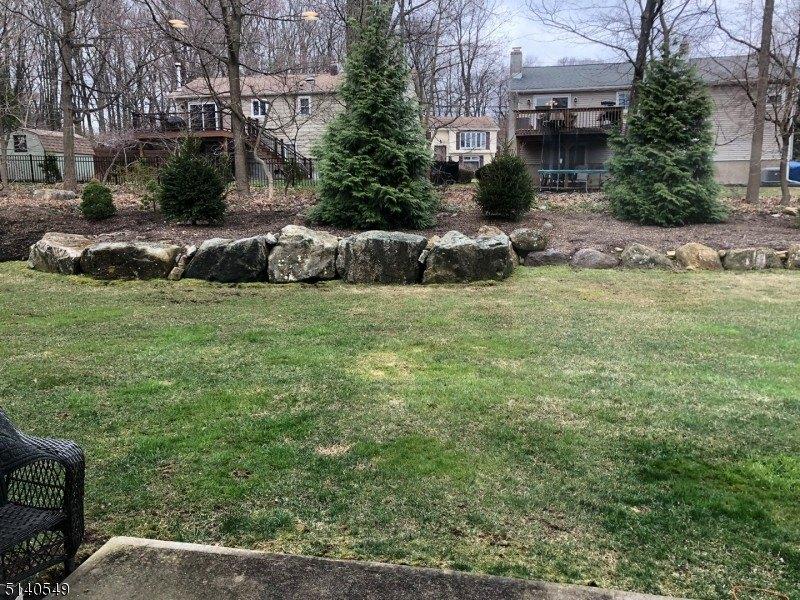 Brandon Ct, Butler, NJ 07405