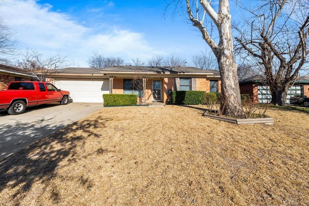Sarazen Dr, Mesquite, TX 75150