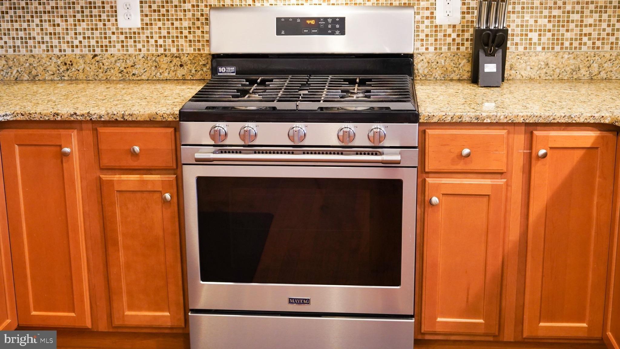Buckeye Cir, La Plata, MD 20646