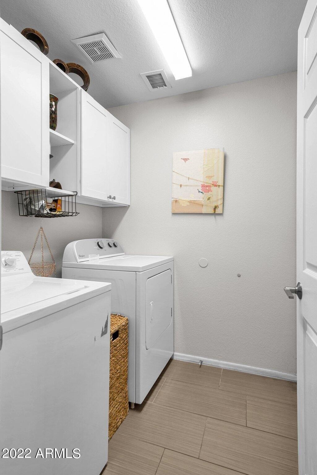 E Verbena Dr, Phoenix, AZ 85044