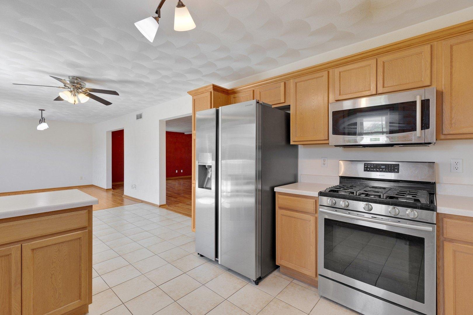 Vaughndale Dr, Machesney Park, IL 61115