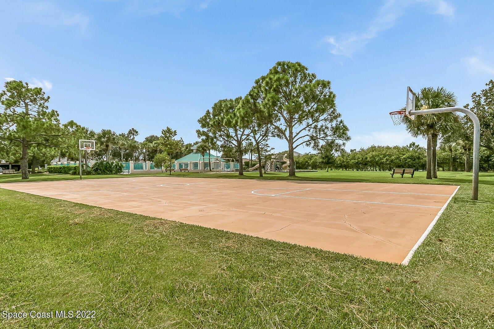 Herons Landing Dr, Rockledge, FL 32955
