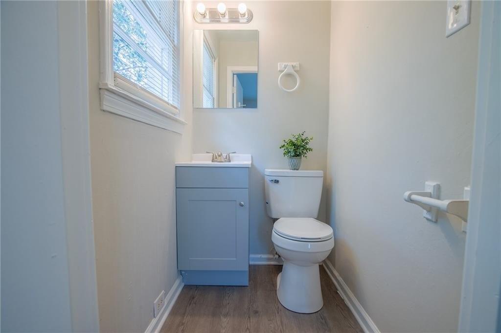 Susan Ave, Honea Path, SC 29654