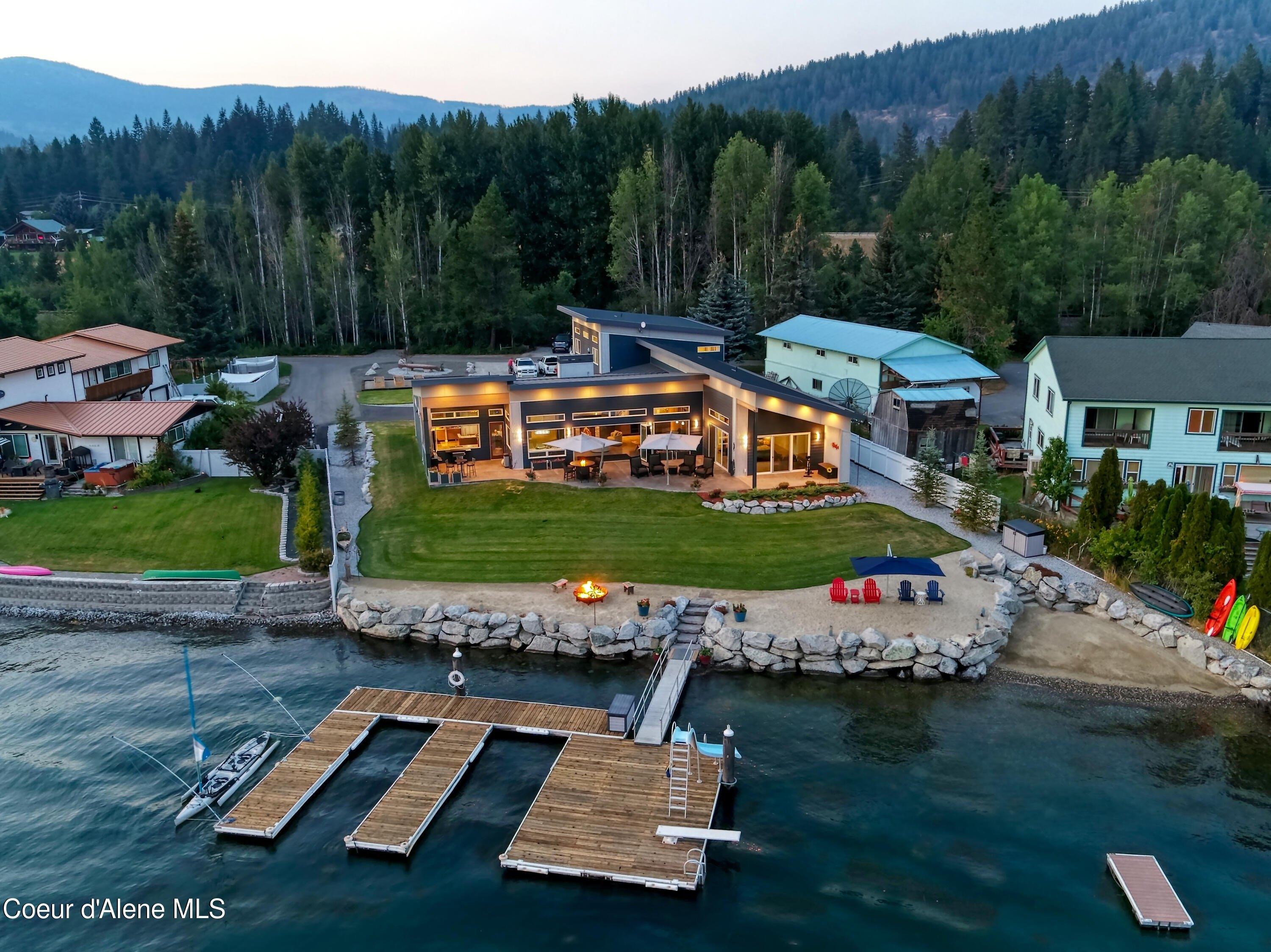 Snug Hbr, Sandpoint, ID 83864