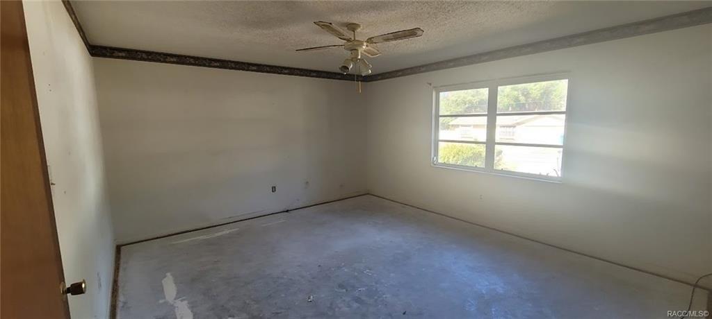 E Gentry St, Inverness, FL 34452