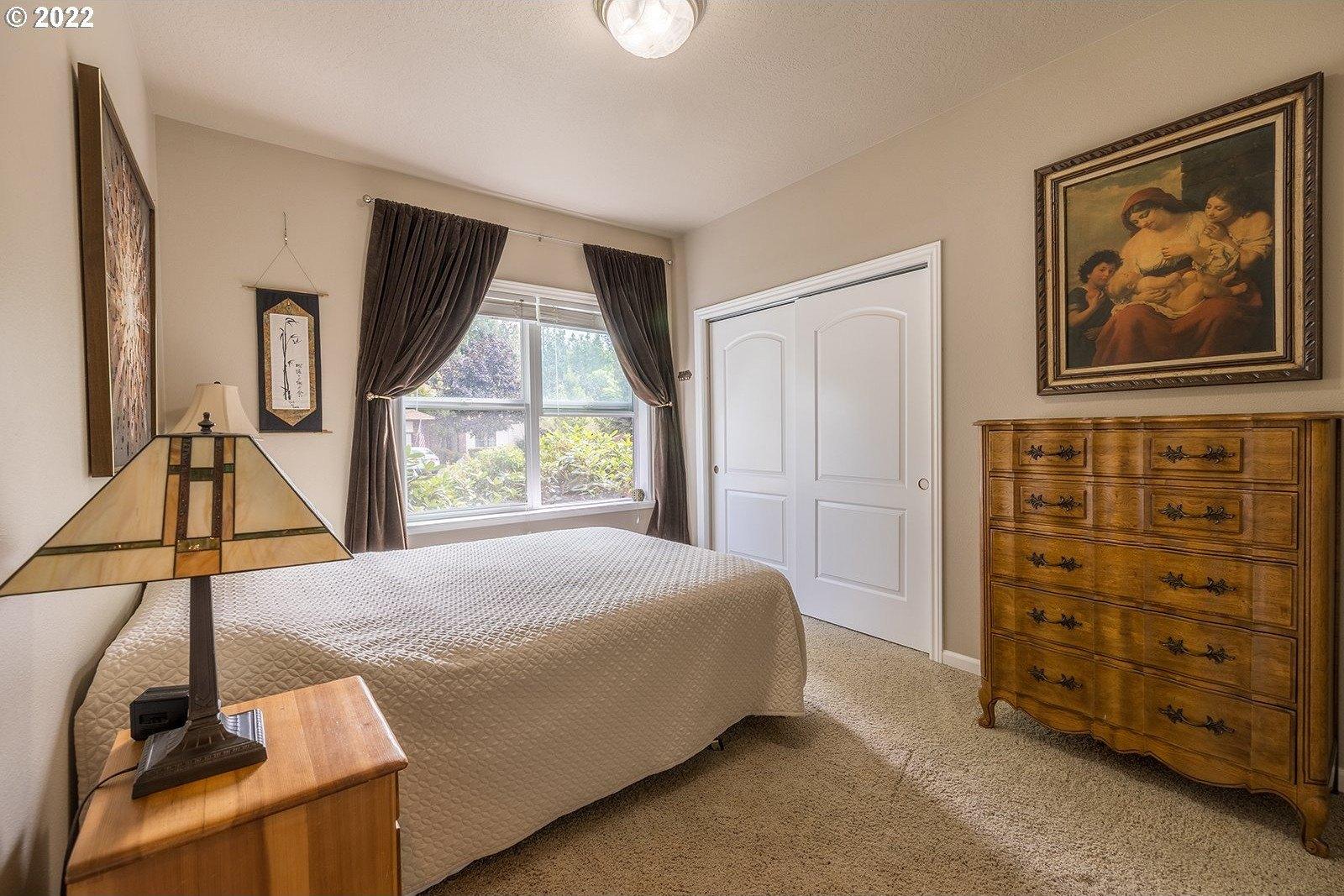 Fern Meadows Ln, Veneta, OR 97487