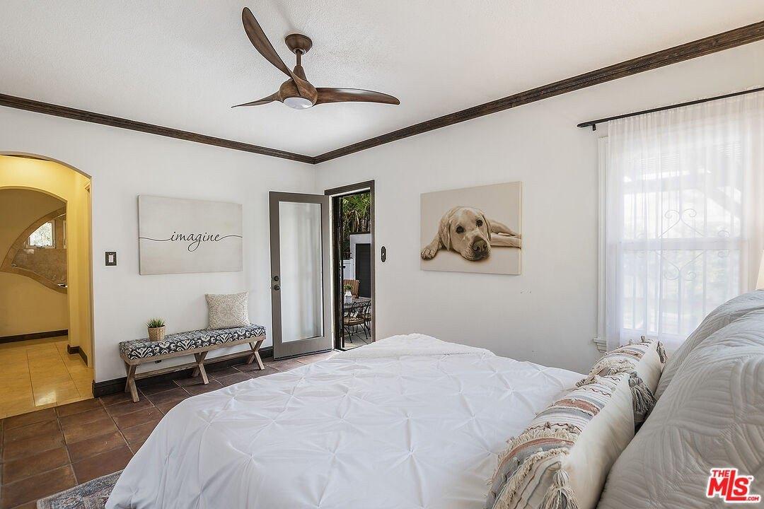 N Poinsettia Pl, Los Angeles, CA 90036