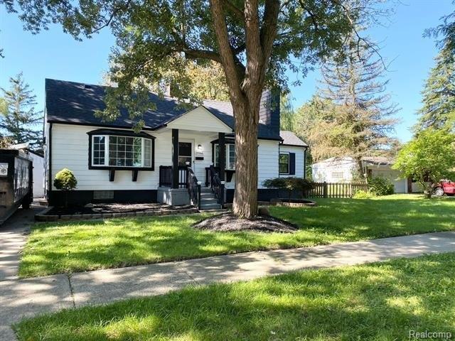 Woodland St, Harper Woods, MI 48225
