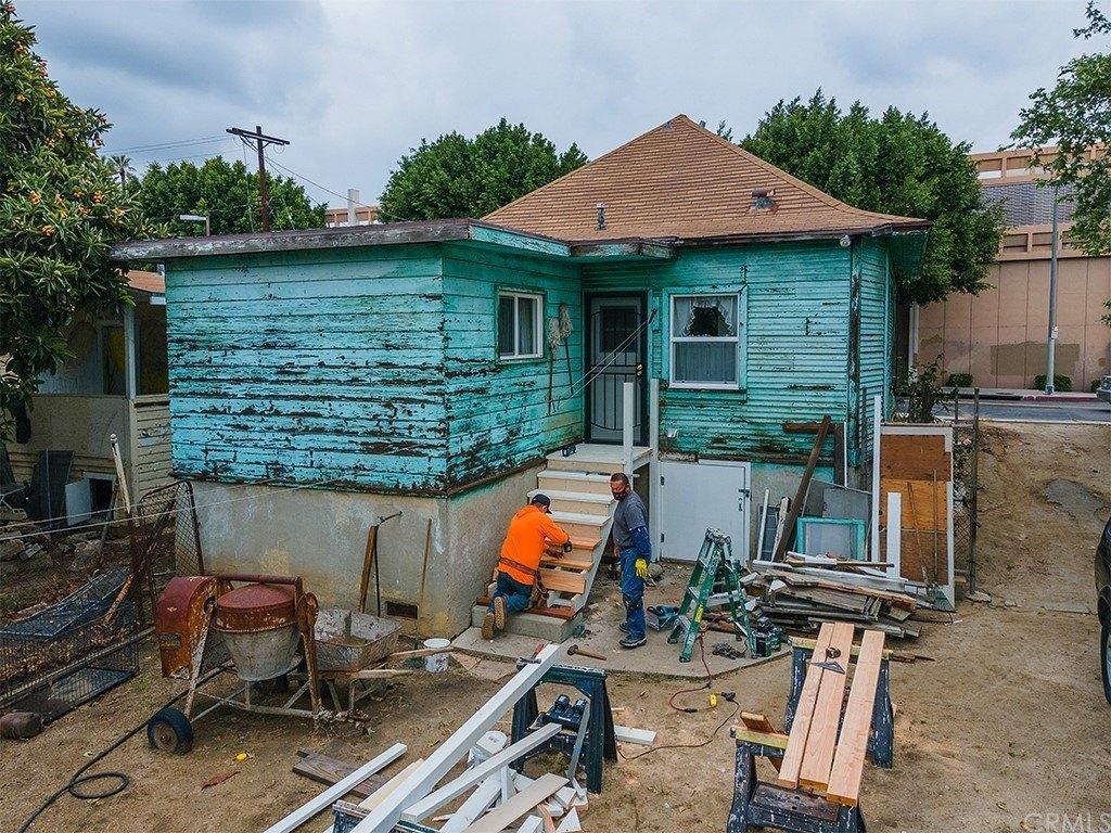 Bartlett St, Los Angeles, CA 90012