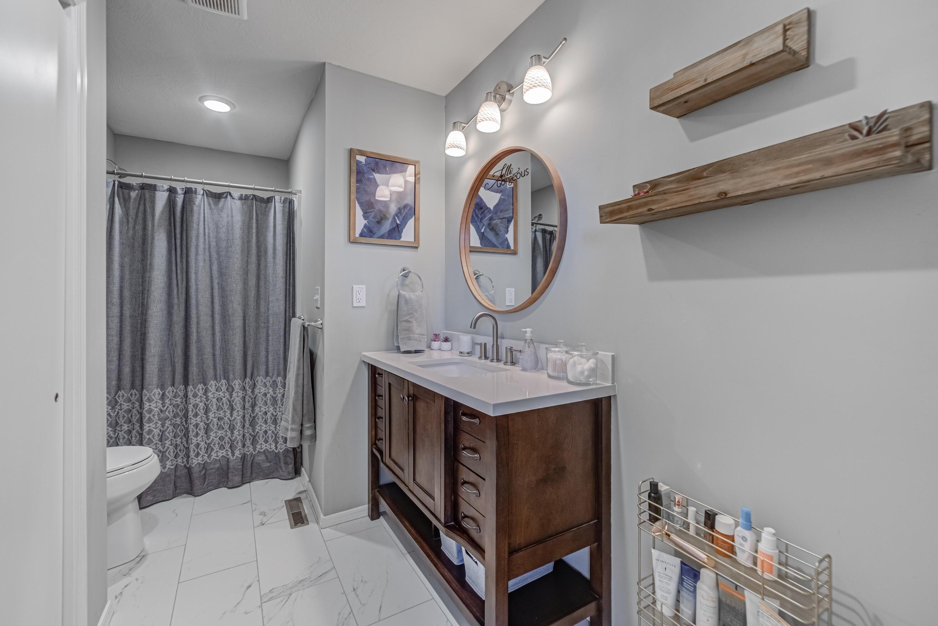 S Roanoke Ave, Springfield, MO 65807