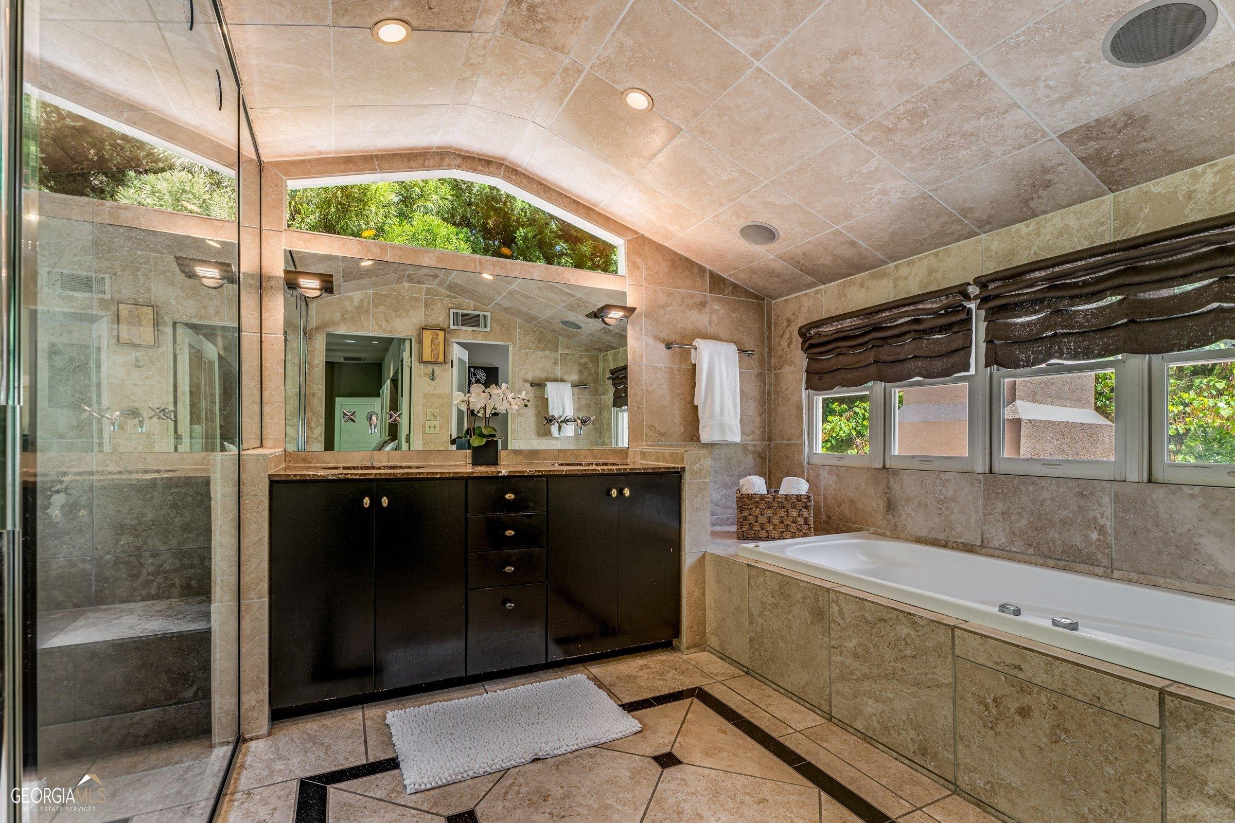 Ferncliff Rd Ne, Atlanta, GA 30324