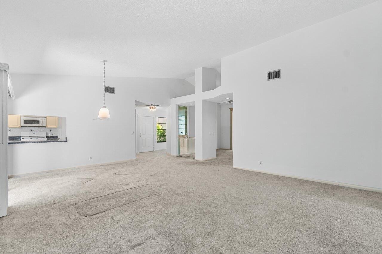 Brandon St, West Palm Beach, FL 33418
