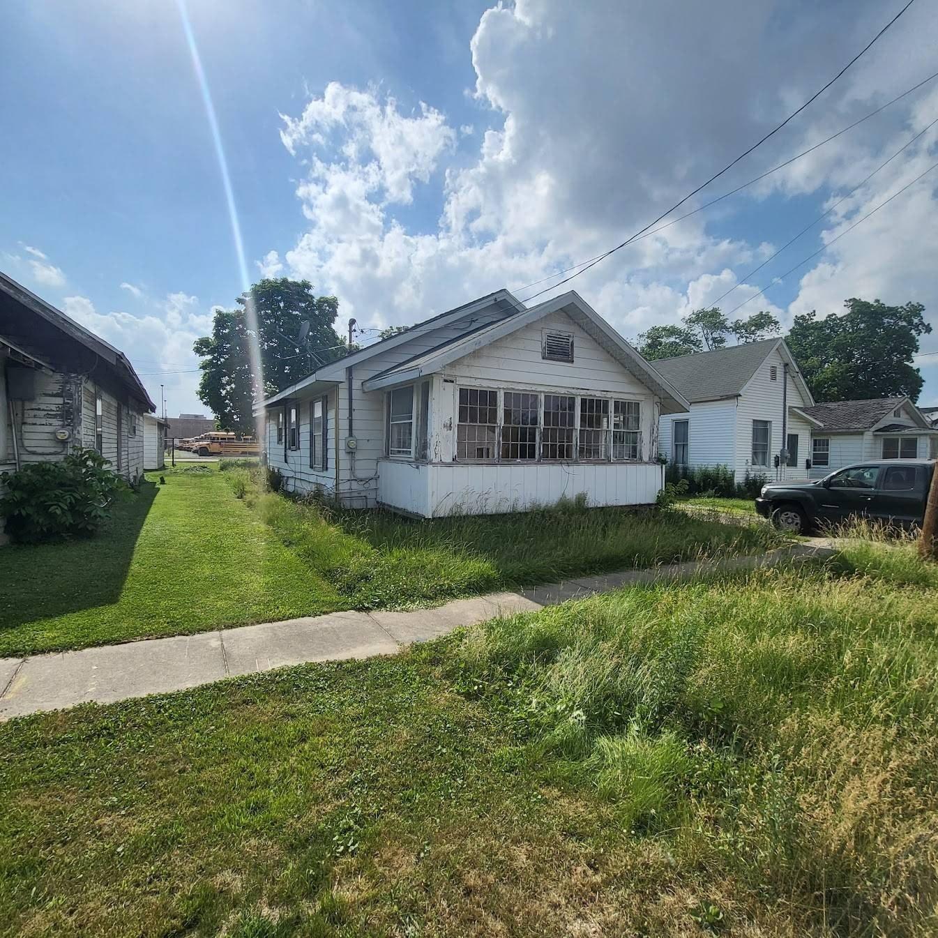 S Roosevelt Ave, Robinson, IL 62454